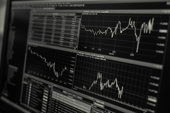 Azure vs AWS – Comparing IaaS Resilience